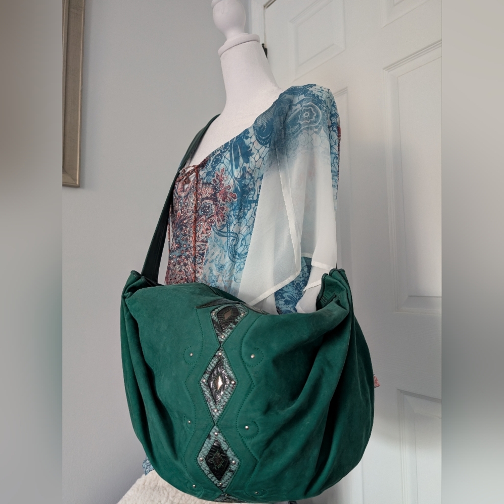 Neiman Marcus Vintage Boho Emerald Green Suede Shoulder Bag